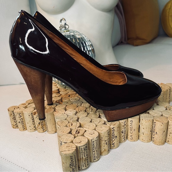 BACI Patent Leather Stiletto Heels Platform STYLE:LUCKY Maroon 9M Preowned - Picture 5 of 10